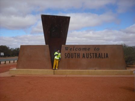 460 - coming back into SA - 20thJuly09.JPG