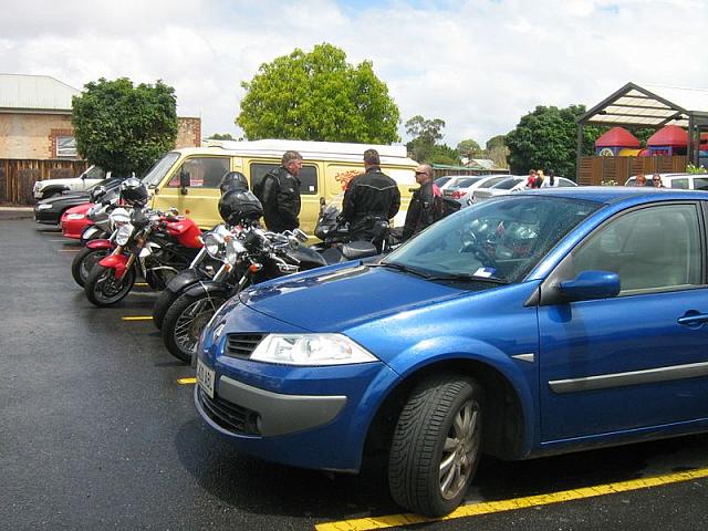 Photo courtesy of Sue (she is the one driving the blue car as her bike is in the shop!)