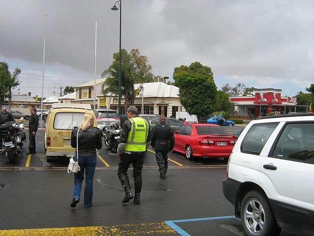 Photo courtesy of Sue (she is the one driving the blue car as her bike is in the shop!)